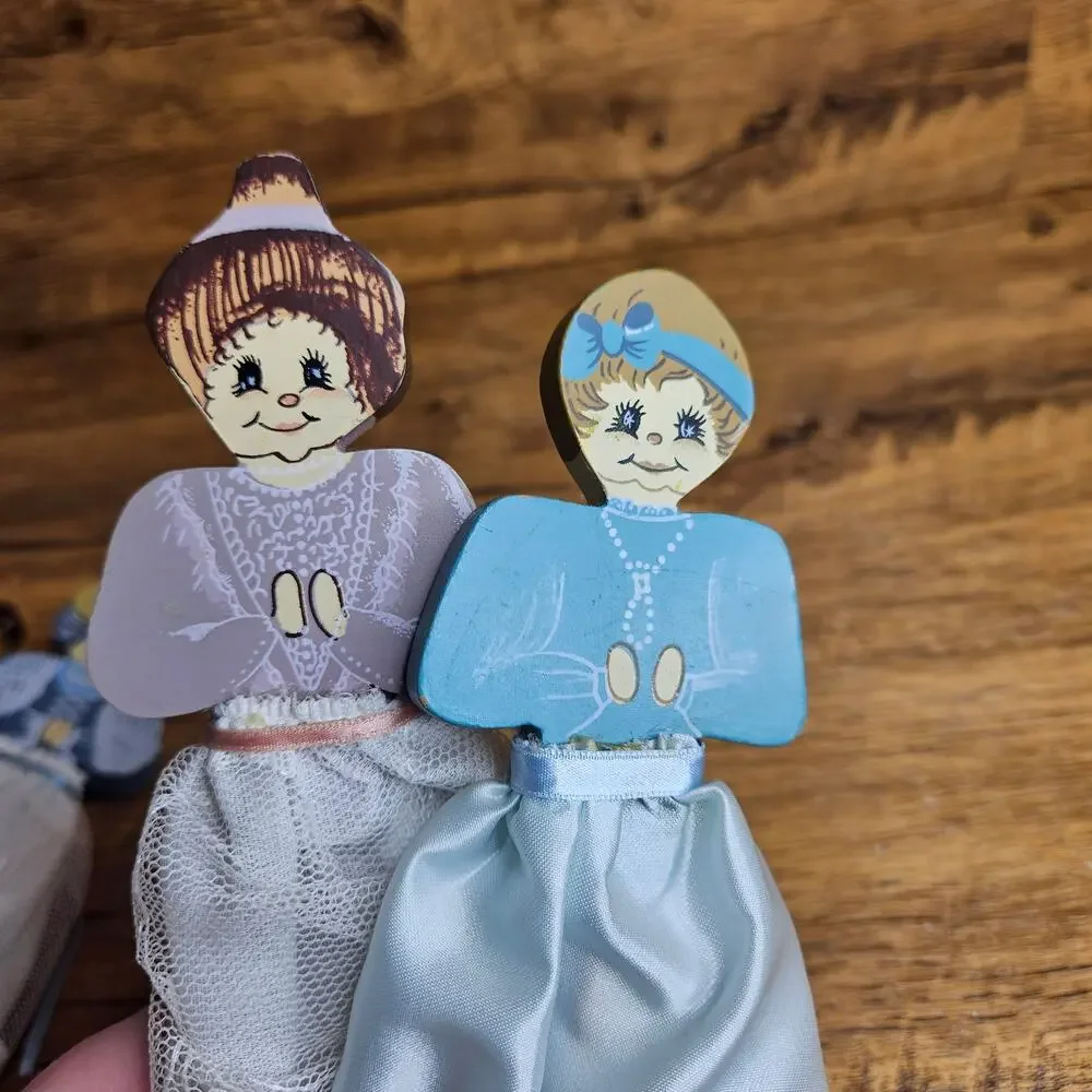 Vintage Flat Wooden dolls Lace skirts 80s set of 4